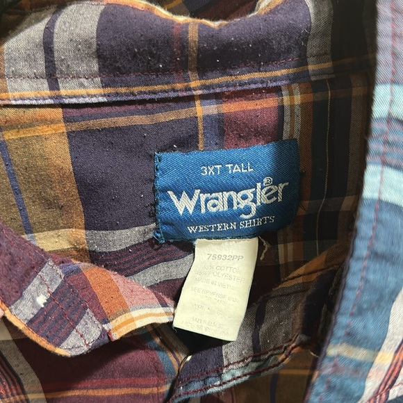 3xlt Wrangler button down - Picture 4 of 7